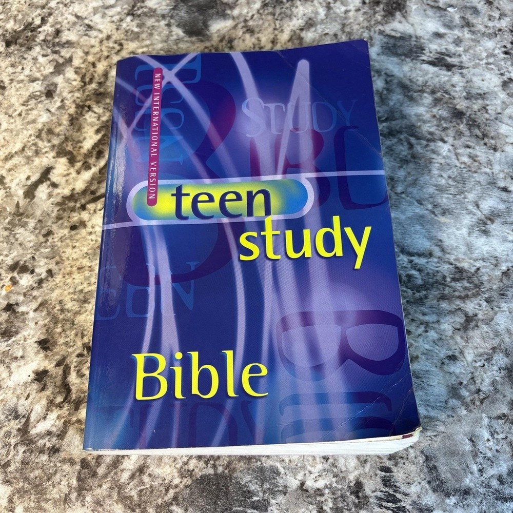 Teen Study Bible New International Version Copyright 1998 Paperback Zondervan